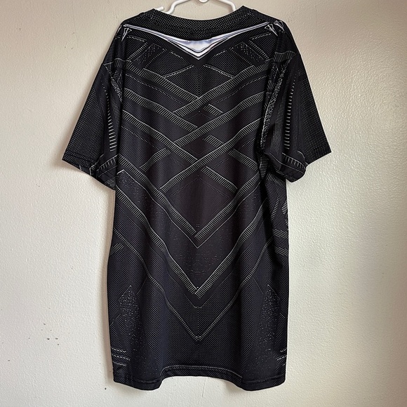 3/$20 💥 Boys Gym Gala Superhero Graphic T-Shirt Black & Gray Athletic Small - Picture 13 of 13